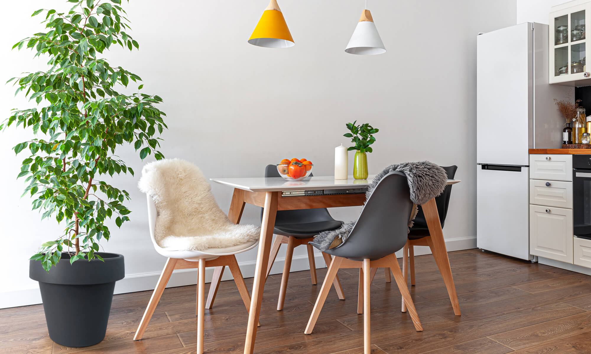 BABA ZEN GREY COLOUR FLOWER POT IN DINING ROOM DECORATION